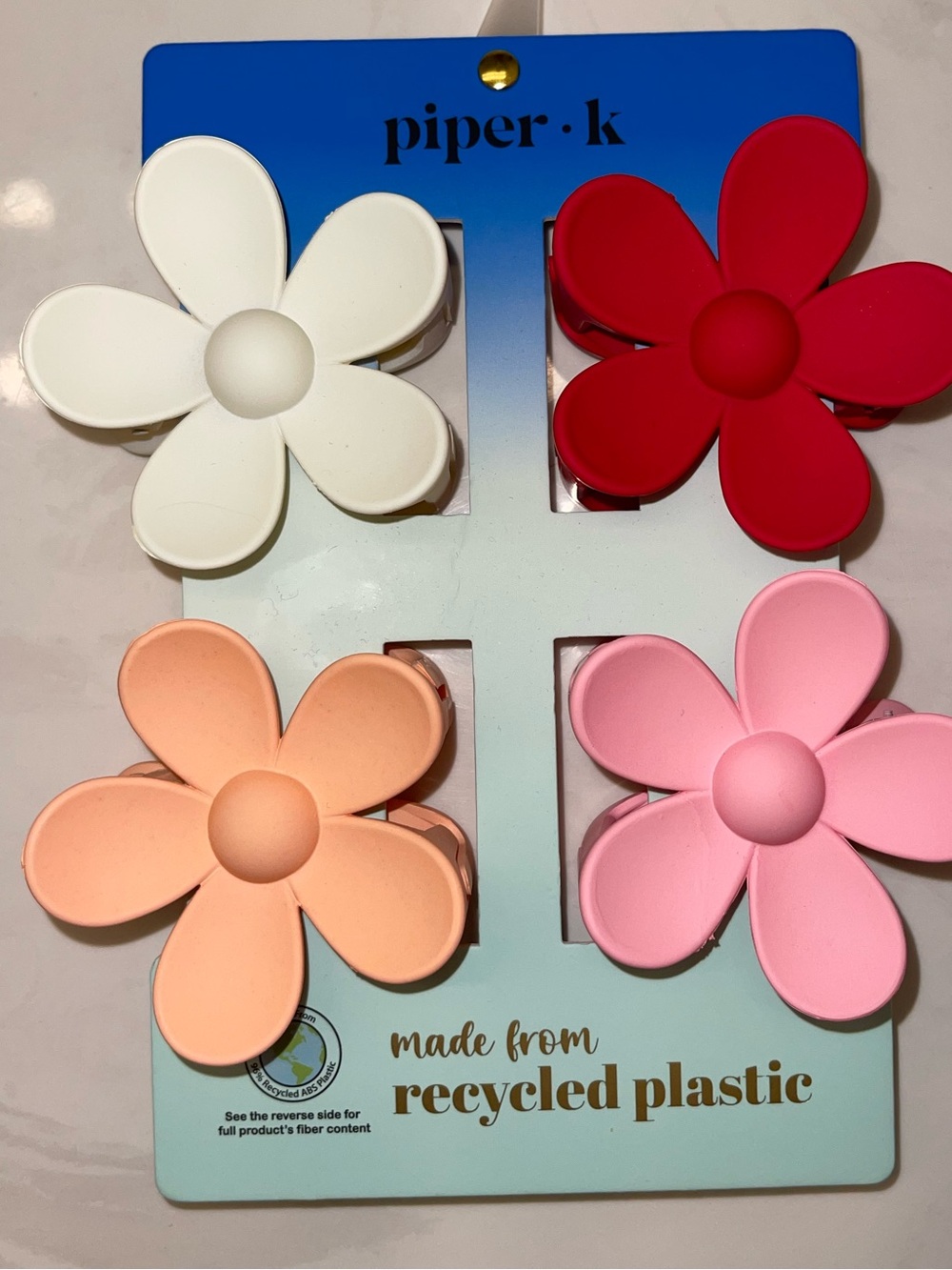 🎀 PIPER K - NWT - Flower Claw Clips in White, Red, Peach and Pink 🎀